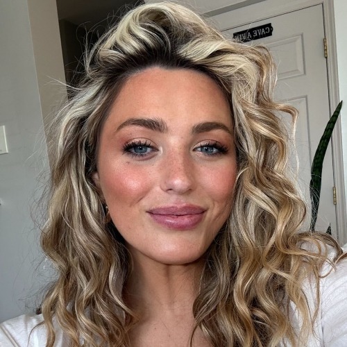 JULIA CRAIG
